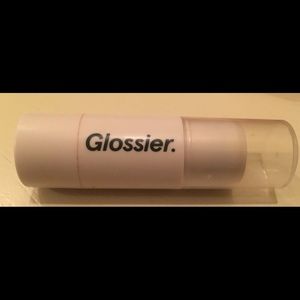 Glossier haloscope in topaz